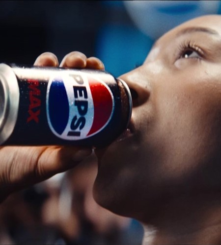 Refresh The Game: Pepsi MAX unites football legends across generations in latest global campaign