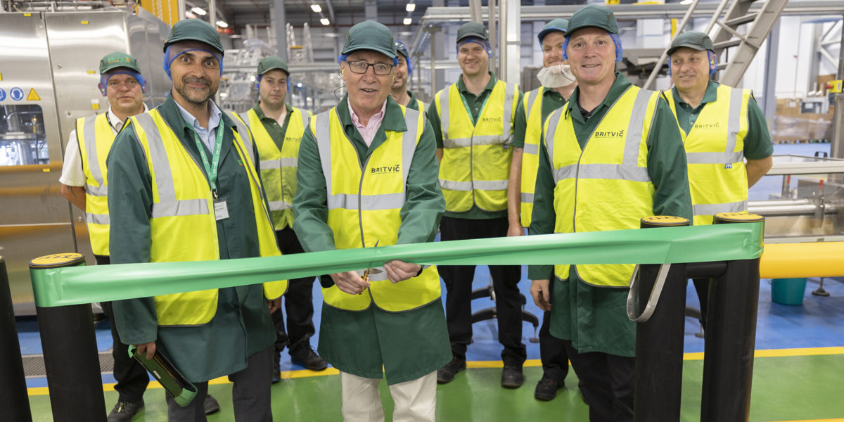 Yes we can – Rugby MP officially opens Britvic’s new state of the art canning line